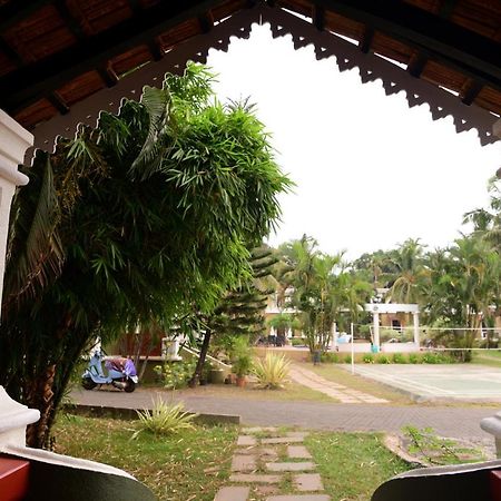 White Square Nirvana, Parra Mapusa Exterior photo