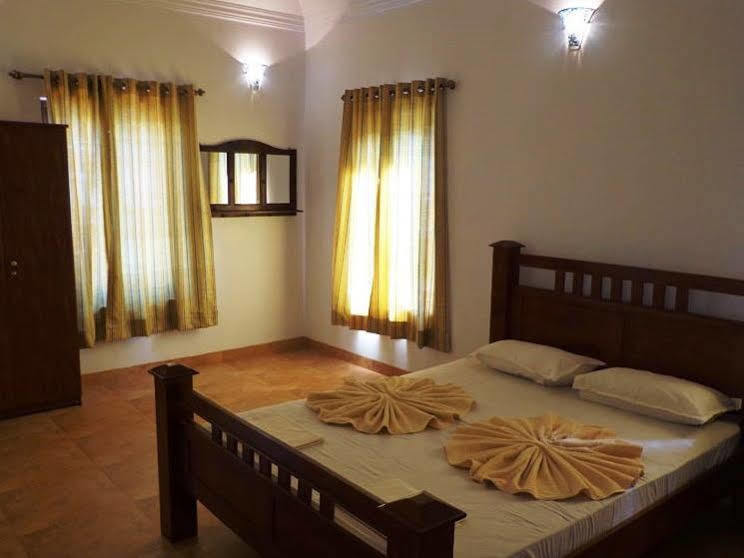 White Square Nirvana, Parra Mapusa Exterior photo