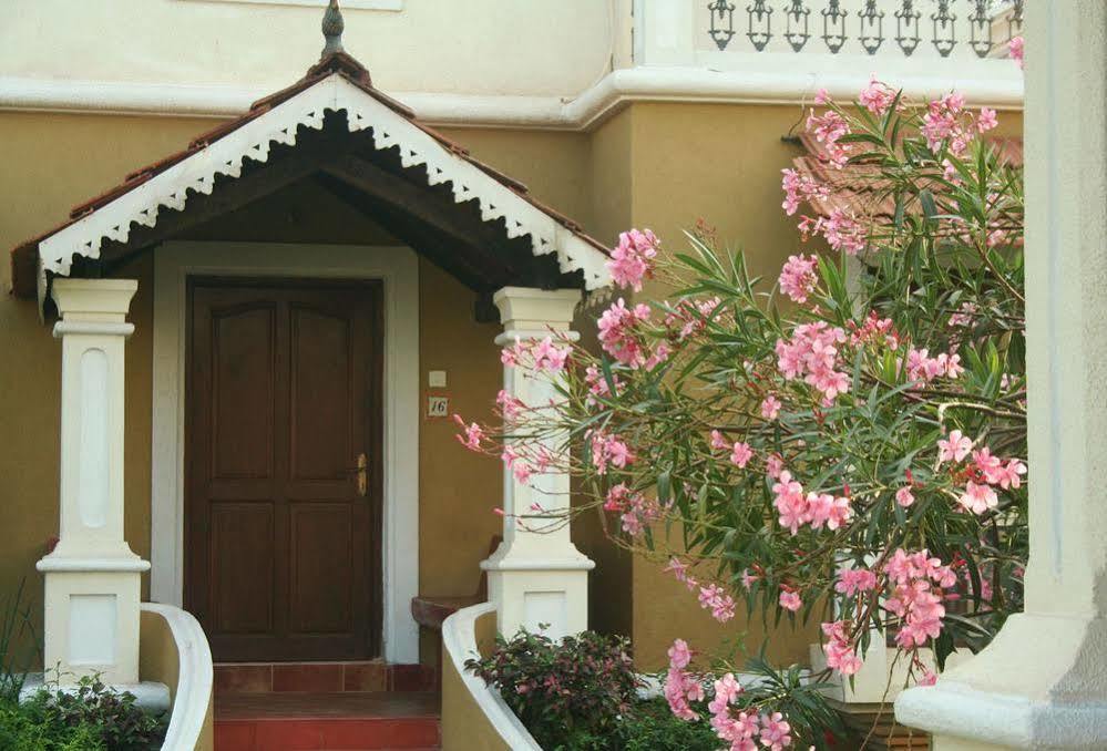 White Square Nirvana, Parra Mapusa Exterior photo
