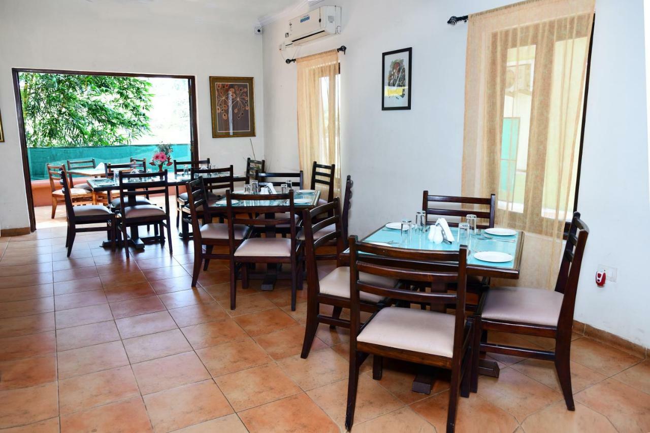 White Square Nirvana, Parra Mapusa Exterior photo
